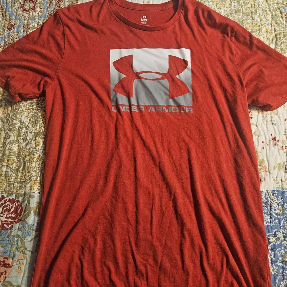Under Armour Red Short Sleeve Tee with Large White Logo